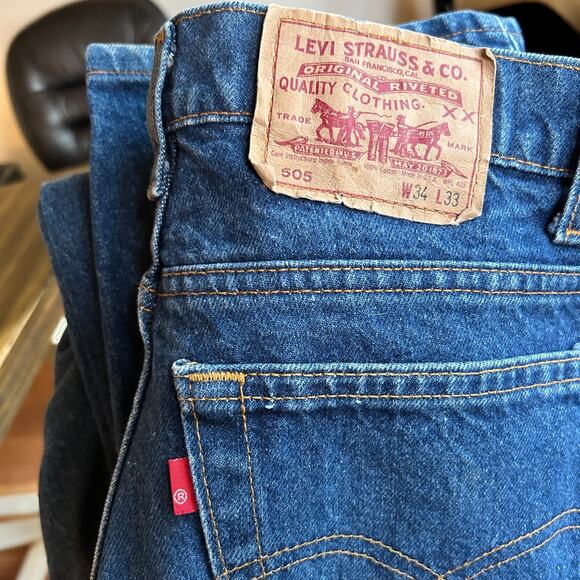 Vintage Levis 505 Jeans Straight Red Tab Made In USA 80s 33 x 33 TAG 34 x 33 - Picture 4 of 9